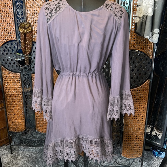 MONORENO Crochet Detail Tie Front Dress. EUC. - Picture 6 of 11